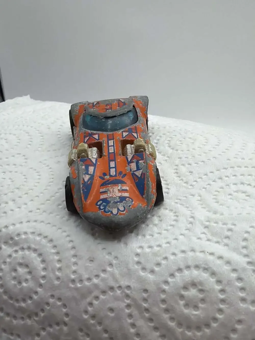 Vintage Hot Wheels Twin Mill Flying Colors Orange Aztec Tampo Diecast Car